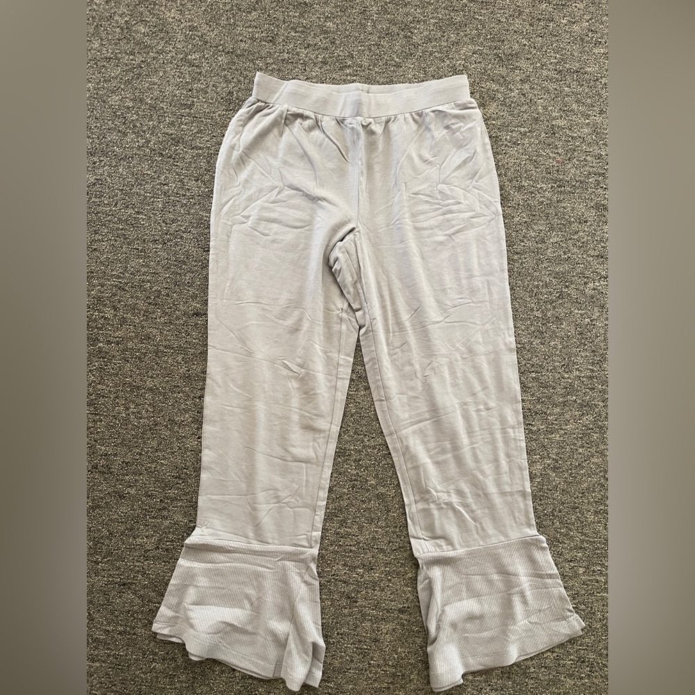 Anybody Pajama Set Grey Size XS wide Leg ruffle Cropped hem - Picture 9 of 13